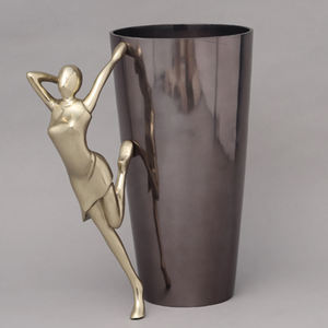 แจกันโลหะอะลูมิเนียมชุบทอง ดีไซน์ดอกไม้สีดำ สำหรับใช้ในบ้านและสวน ราคาโรงงานจากผู้ผลิตคุณภาพ - Product Image 3