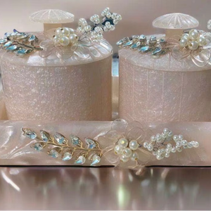 Ensemble de deux pots et plateau décoratif en résine peints à la main, 100 % qualité supérieure, écologiques, pour la décoration intérieure - Product Image 1