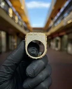 Bague en plaqué or jaune véritable 18 carats Bague en diamant moissanite Bague en or véritable massif pour bijoux de mode pour hommes - Product Image 2