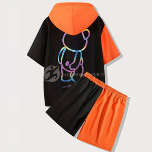 Conjunto Deportivo de Dos Piezas Personalizado con Capucha y Logotipo Estampado para Hombre, 100% Algodón, Sudadera con Capucha y Pantalones Cortos - Product Image 2