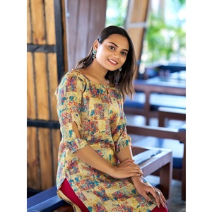 Meilleure qualité de conception Georgette Kurti sertie de paillettes pour les célébrations festives disponibles à un prix abordable - Product Image 1