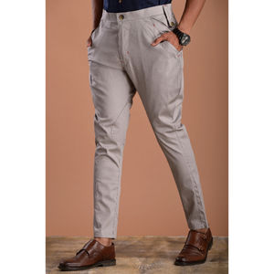 Calzones de cuero duraderos para equitación profesional Calzones cómodos para hombres con cinturones ajustables - Product Image 4