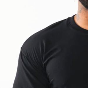 Fabricant OEM personnalisé Vente en gros de t-shirts à manches courtes pour hommes t-shirts Gym Sports Athletic Running Wear t-shirts - Product Image 6