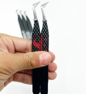 Pince à épiler à pointe en fibre d'extension de cils en acier inoxydable avec logo personnalisé Applicateur de beauté de marque privée - Product Image 4