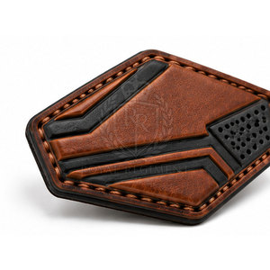 Écussons décoratifs en cuir véritable, logo personnalisé, étiquettes à coudre pour chapeaux, accessoires personnalisés et designs de mode - Product Image 4