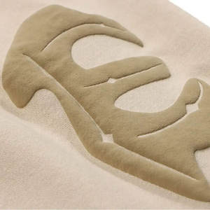 Super vente 2024 Short en polaire de rue haute pour hommes de qualité supérieure fabriqué sur mesure avec un nouveau logo design et une impression bouffante - Product Image 4