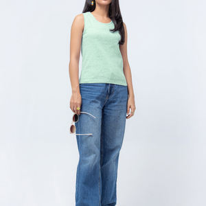 Camiseta sin mangas de algodón para mujer, nueva, talla grande, elegante, transpirable, sin mangas, de color liso, para la temporada de verano. - Product Image 2