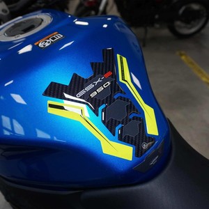 Protezione Serbatoio 3D Autoadesiva per Suzuki GSX-S 950 2021-2025, Copertura Serbatoio Perfettamente Adattabile - Product Image 1