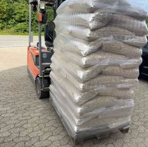 Pellets de Madera de Pino de Primera Calidad, Certificación EN Plus-A1, Bolsas de 15 kg y Producto de Pellets de Madera de Primera Categoría - Product Image 5