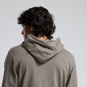 เสื้อฮู้ดดี้ผ้าฟลีซคอตตอน 100% ทรงลำลองแบบยูนิเซ็กซ์ พิมพ์ลายปัก สีพื้น สำหรับฤดูหนาว กิจกรรมกลางแจ้ง บริการ OEM - Product Image 4