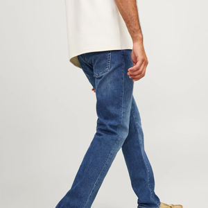 กางเกงยีนส์เดนิมผู้ชายแบบสั่งทำปี 2026 ทรงปกติ ผ้าฝ้ายหนานุ่ม สวมใส่สบาย สไตล์สตรีทแวร์ ขายส่งจำนวนมาก กางเกงยีนส์เดนิมทันสมัย - Product Image 3