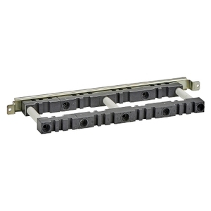 Supporto per barre collettrici dritte per barre collettrici verticali, distanza centrale 115 mm, per Schneider Electric Linergy BS, spessore 5-10 mm - Product Image 1