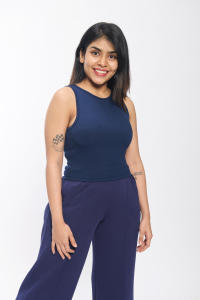 Exclusif femmes bleu côtelé sans manches haut débardeur extensible col rond Spandex tricot Camisole léger tenues d'été - Product Image 3