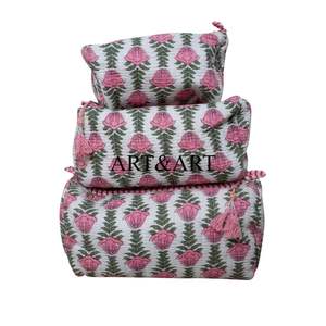 Ensemble de 3 pochettes de maquillage vintage écologiques matelassées avec fermeture éclair pour le voyage, les demoiselles d'honneur, les cosmétiques, imprimées à la main - Product Image 1