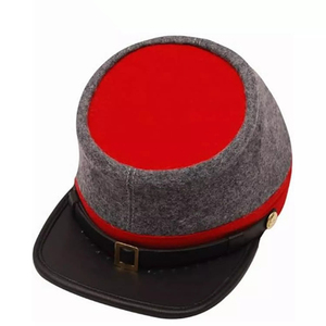 Chapeau Kepi sophistiqué en cuir Nappa pour femme Lignes épurées Forte Personnalité Luxe italien pour les chapeaux formels au look urbain total - Product Image 6