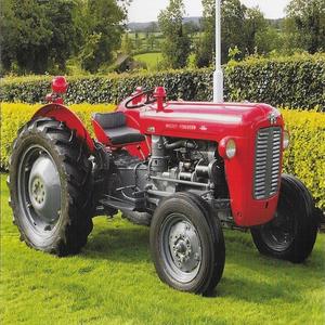 Massey Ferguson 35 Tractor agrícola de alta calidad Caja de cambios de motor de fuerte rendimiento Entrega rápida Suministro al por mayor ¡Stock bajo! Comprar - Product Image 6