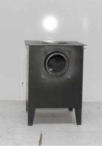 Estufa de Leña Portátil Ligera Dorello New 03, Diseño Tradicional de Hierro Fundido, para Uso en Interiores/Exteriores, Ideal para Villas - Product Image 4