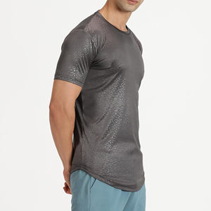 Haut d'entraînement de gymnastique respirant en polyester 100% pour hommes, t-shirt décontracté à col en O et anti-rides avec fonctionnalité légère 2025 - Product Image 3