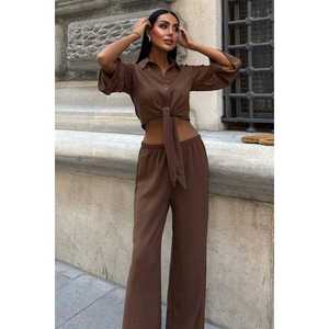 Costume d'été décontracté Ayrobin avec chemise à nouer et pantalon fendu Modèle 10179 - Product Image 4