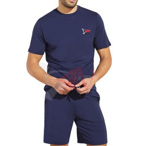 Conjunto de Camiseta y Pantalones Cortos para Hombre, Diseño Elegante con Tela Elástica para Uso Diario - Product Image 4