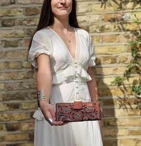 Portefeuille Pliant Zippé en Cuir Véritable Fait Main avec Blocage RFID, Style Western Vintage, et Bracelets Imprimés au Laser pour Femme - Product Image 4