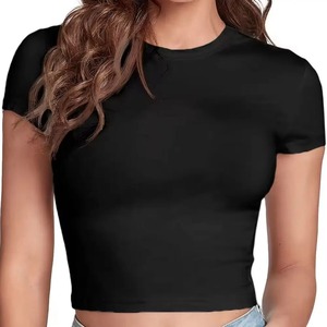 Camiseta básica de algodón de alta calidad para mujer, de manga corta Camiseta holgada para mujer - Product Image 4