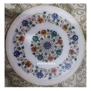 Assiette ronde en marbre blanc avec un beau travail de dentelle florale, de qualité supérieure, idéale pour les cadeaux d'affaires et la décoration de la maison - Product Image 1