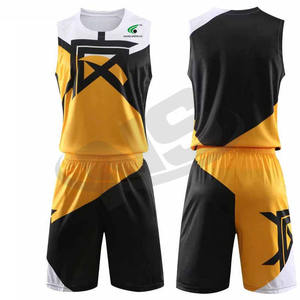 Uniforme de basket-ball de qualité supérieure pour hommes OEM conception personnalisée vêtements de sport légers à séchage rapide 100% polyester fabriqué au Pakistan - Product Image 1