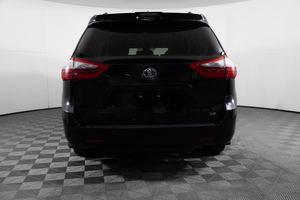 Toyota Sienna LE de Primera Calidad, 8 Pasajeros, Tracción Delantera, Modelo 2020+, Auto Usado, Minivan con Tracción Delantera, Lista para Enviar, EN VENTA - Product Image 2