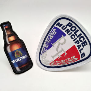 Logotipo de diseño personalizado, insignia bordada a la moda, parche tejido duradero, parches para camiseta de fútbol, etiquetas lavables, alta calidad, coser y planchar - Product Image 5