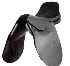 Silla de Montar Profesional de Cuero Negro Inglés de Primera Calidad para Doma y Polo, Accesorios Ecuestres Personalizables - Product Image 4