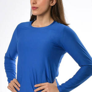 Camisas de compresión de manga larga con diseño de cuello redondo para mujer, ropa de entrenamiento de tamaño personalizado, camisas de compresión para mujer - Product Image 5