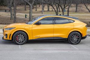 AUTO ELÉCTRICO IMPECABLE, FORD MUSTANG MACH-E GT 2021, 480 CABALLOS DE FUERZA, MOTOR DOBLE, TRACCIÓN EN LAS CUATRO RUEDAS, LISTO PARA ENVIAR - Product Image 2