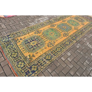 Alfombra Turca Vintage, Alfombra de Lana con Borde Azul de 4.1x11.5 pies - Product Image 2