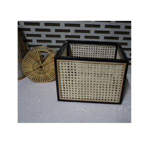 Cesta de bandeja de ratán Cesta de almacenamiento tejida con asas Color natural Tamaño personalizado - Product Image 1