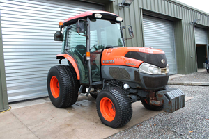Tractor Agrícola L5040 4WD con Componentes Principales: Motor, Bomba, Caja de Cambios y Rodamientos en Venta - Product Image 4