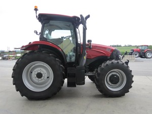 Tractor Multifuncional 4x4 Case IH Maxxum 145 CVX en Oferta, Varias Potencias Nominales de 24HP, 55HP y 180HP, TRACTORES AGRÍCOLAS - Product Image 5