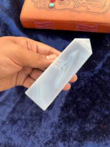 Vente en gros Agate naturelle en dentelle bleue Tour Druzy en quartz poli Baguette de guérison Pilier Ange Calmant Reiki Cristal Point Pierre Artisanat - Product Image 3