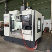 Fraiseuse CNC industrielle pour le traitement de l'acier, de l'acier inoxydable et de l'aluminium