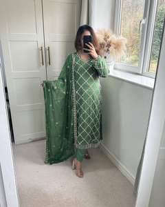 Traje de Salwar Kameez de seda de verano paquistaní indio tradicional para mujer Antra Estilo de vida adultos étnico Kurta para fiesta al por mayor - Product Image 4