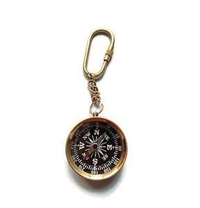 Nouvel arrivage de boussole en laiton de qualité supérieure porte-clés porte-clés Kaychain en métal à prix raisonnable - Product Image 1