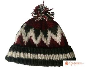 Gorro de Orejeras Unisex de Lana 100% Tejido a Mano en Nepal para Adultos, Estilo Invernal para Deportes y Fiestas - Product Image 6