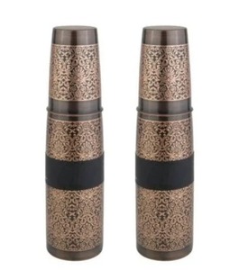 Vente en gros 330 GM Antique Gravure Cuivre Bouteille 1L Exquis Artisanat Rencontre Intemporel Design Texturé Cuivre Étanche - Product Image 1