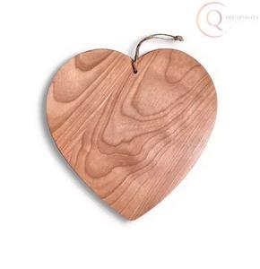 Planche à découper en bois robuste pour cuisines commerciales |   Planche à découper antibactérienne professionnelle, écologique et compatible lave-vaisselle - Product Image 6