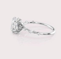 Bague de fiançailles en diamant de laboratoire de taille ovale certifiée IGI avec bande de diamants sertis en clos, en or jaune/blanc et rose 18 carats