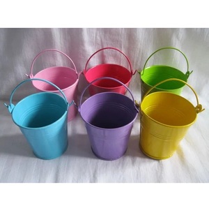 Maceta de hierba de flor fresca de Metal de forma redonda más vendida Acabado amarillo para macetas decorativas de interior y exterior - Product Image 5