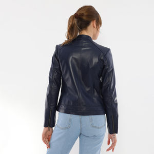 Chaqueta de Cuero Transpirable de Invierno para Mujer, Diseño Sólido, Acabado de Alta Calidad, Hecha con Buen Material - Product Image 2