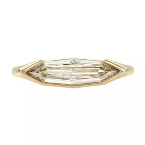 แหวนหมั้นเพชรโมอิสสีเหลืองทอง14K แบบดั้งเดิมสำหรับงานแต่งงาน VVS Moissanite - Product Image 2