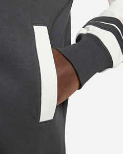 Chaquetas Varsity Personalizadas al por Mayor con Logotipo Bordado, Mangas de Cuero, Estilo Urbano, para Hombre y Mujer - Product Image 5