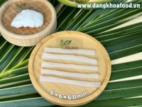 Nata De Coco Kelapa Mentah Terkompresi Rasio Kompresi 1:5-10 Ukuran 6*6*600mm Bersertifikat Halal Merek DK BIO 70% Makanan Penutup Kelapa